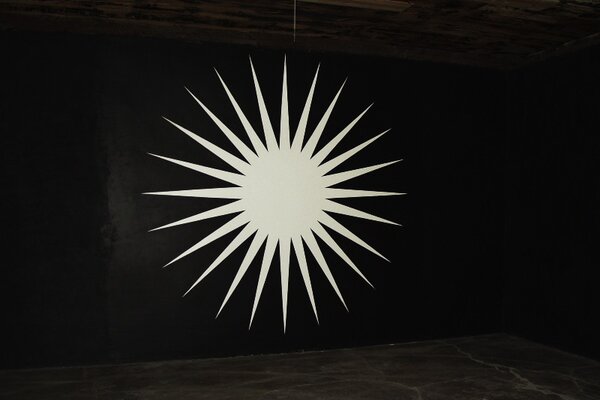 2002_The_White_Star