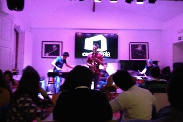 -yellow-jam-session--casa-amarela-5646