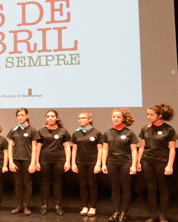 manch1_sessao-solene-25abril_2433