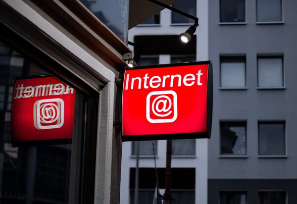 tarifa_social_internet_leon_seibert_scaled
