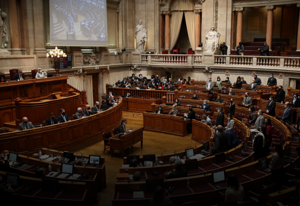 ps162320a4adefaultlarge_1024__2_