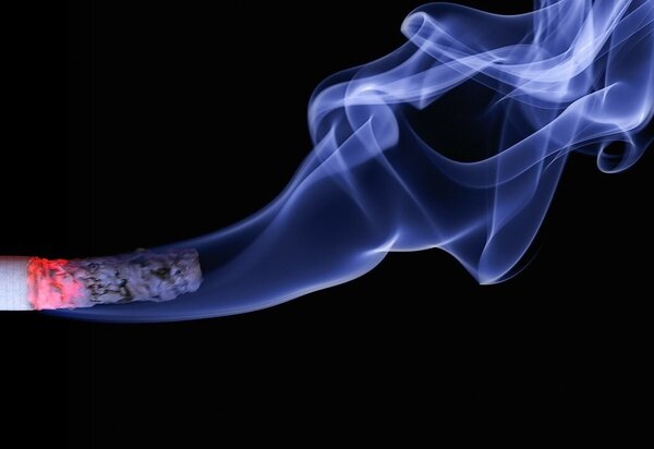 cigarette_g0126035a7_1280