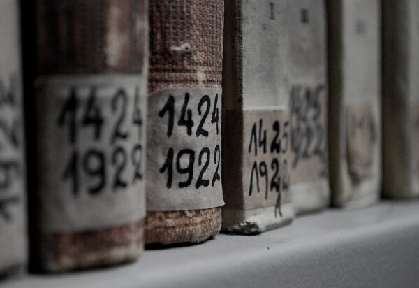 books_ga4ad8bf7c_1280
