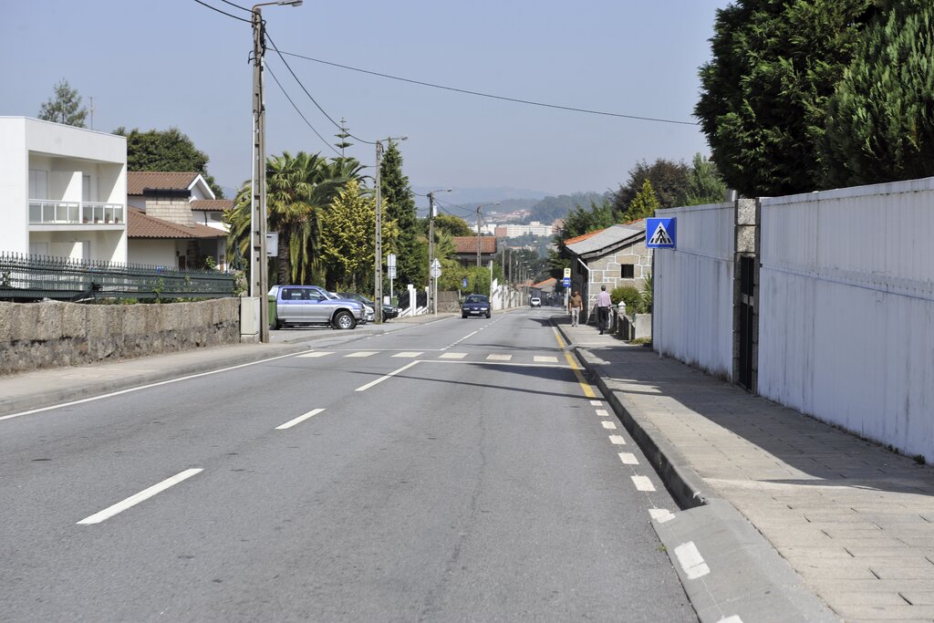 Guimaraes_Urgezes_Rua_Antonio_Costa_Guimaraes