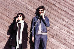 Concerto com Birds Are Indie