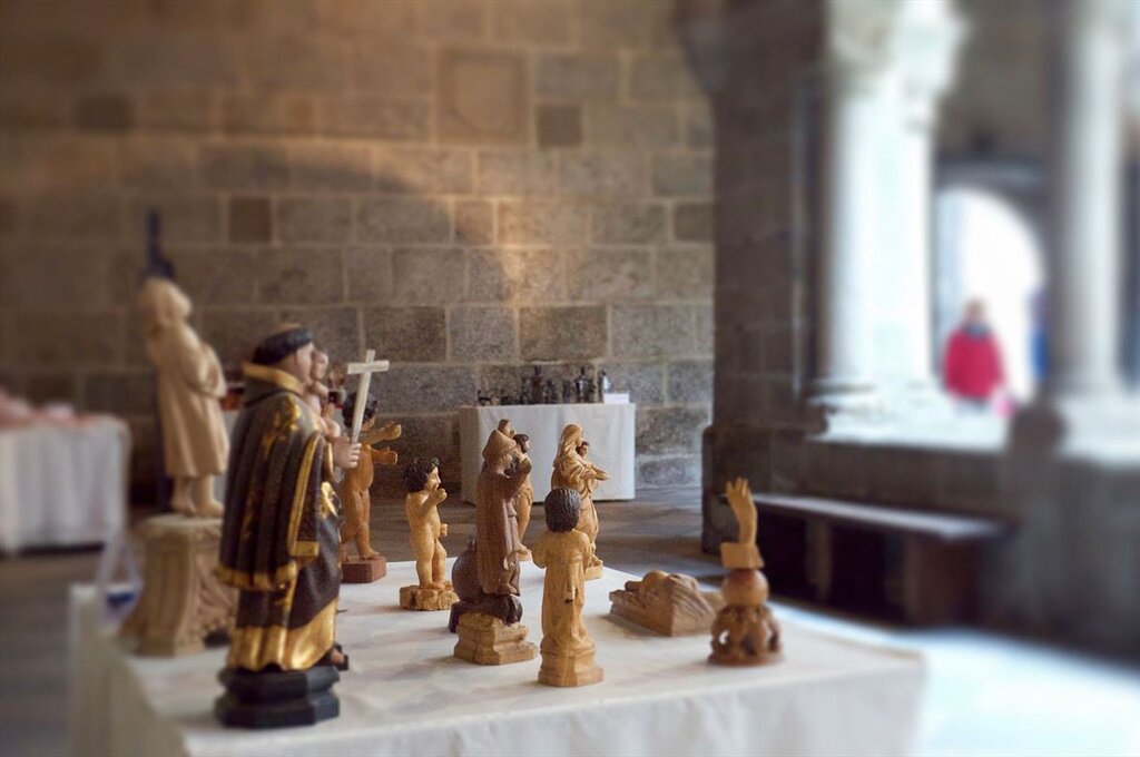 MERCADEJAR NO CLAUSTRO