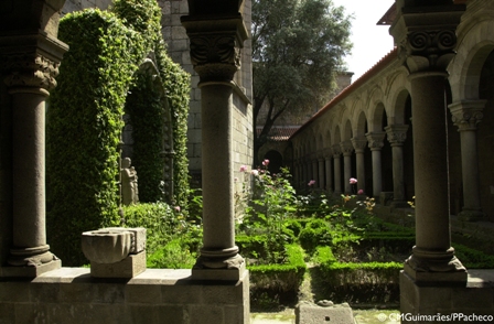 ECCE HOMO