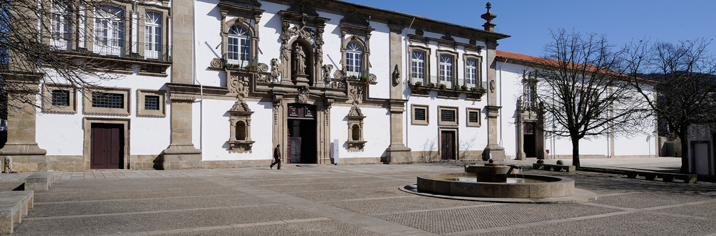 Unanimidade na atribuição de duas “Medalhas de Honra do Município de Guimarães”