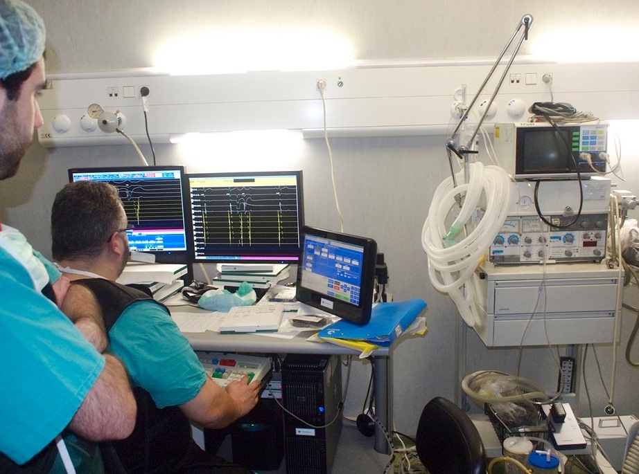 Hospital de Guimarães volta a ter cirurgias para diagnosticar arritmias cardíacas