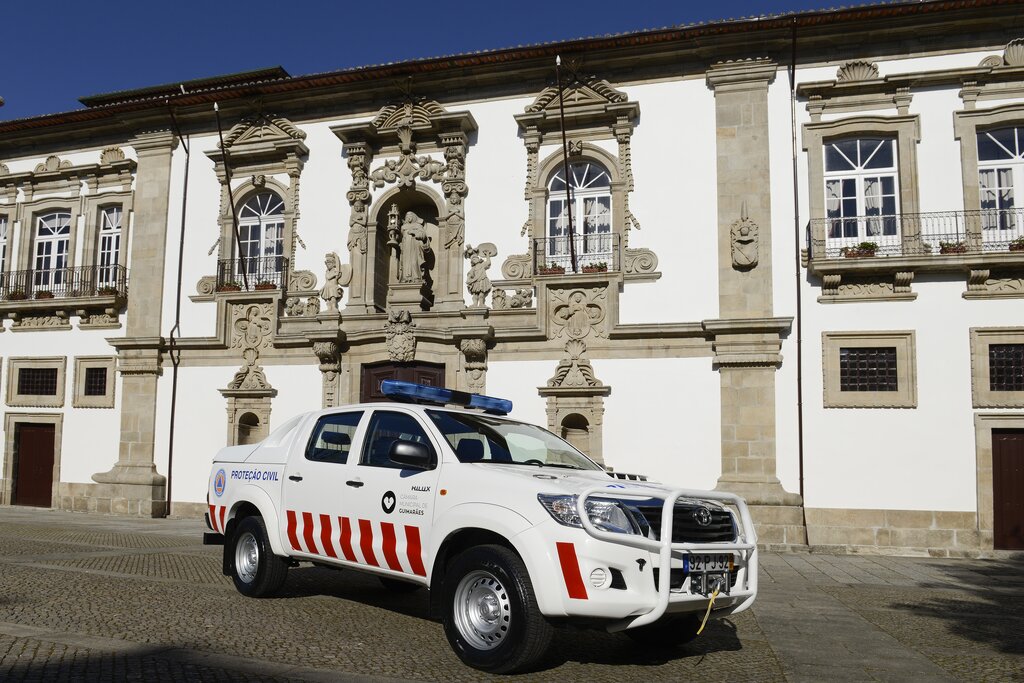 Câmara de Guimarães reforça serviço de Proteção Civil com viatura de emergência