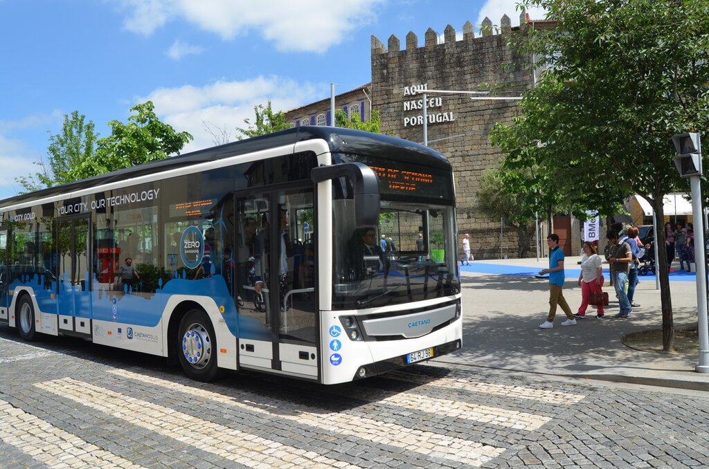 Autocarro 100% elétrico apresentado quinta-feira em Guimarães 