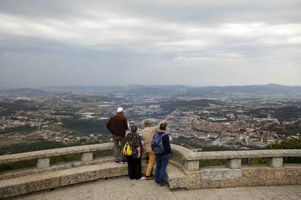 Casa da Memória recebe exposição fotográfica "Depois do Tempo" sobre Guimarães