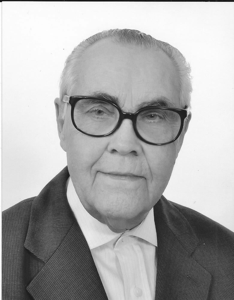 Presidente da Câmara apresenta condolências pelo falecimento do Padre Avelino Vieira Cardoso