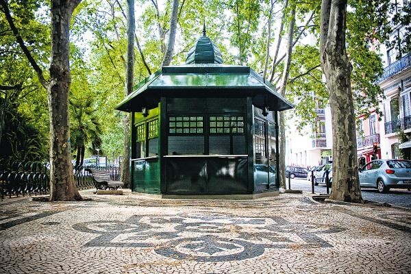 REGULAMENTO DE CONCESSÃO E EXPLORAÇÃO DOS QUIOSQUES DO MUNICÍPIO DE GUIMARÃES