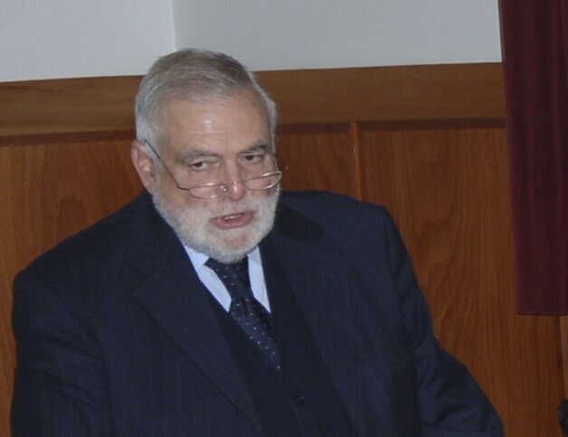 Presidente da Câmara apresenta condolências pelo falecimento de Gama Lobo Xavier