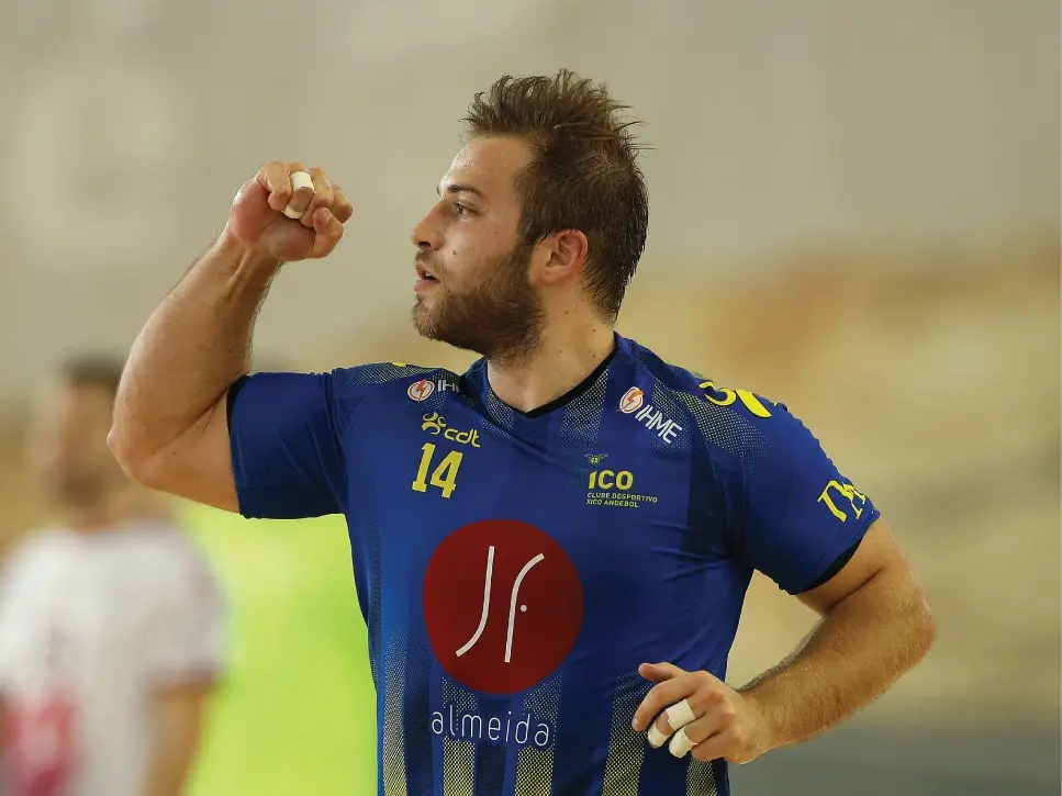 Pesar pelo falecimento de Paulo Abreu, atleta no Xico Andebol