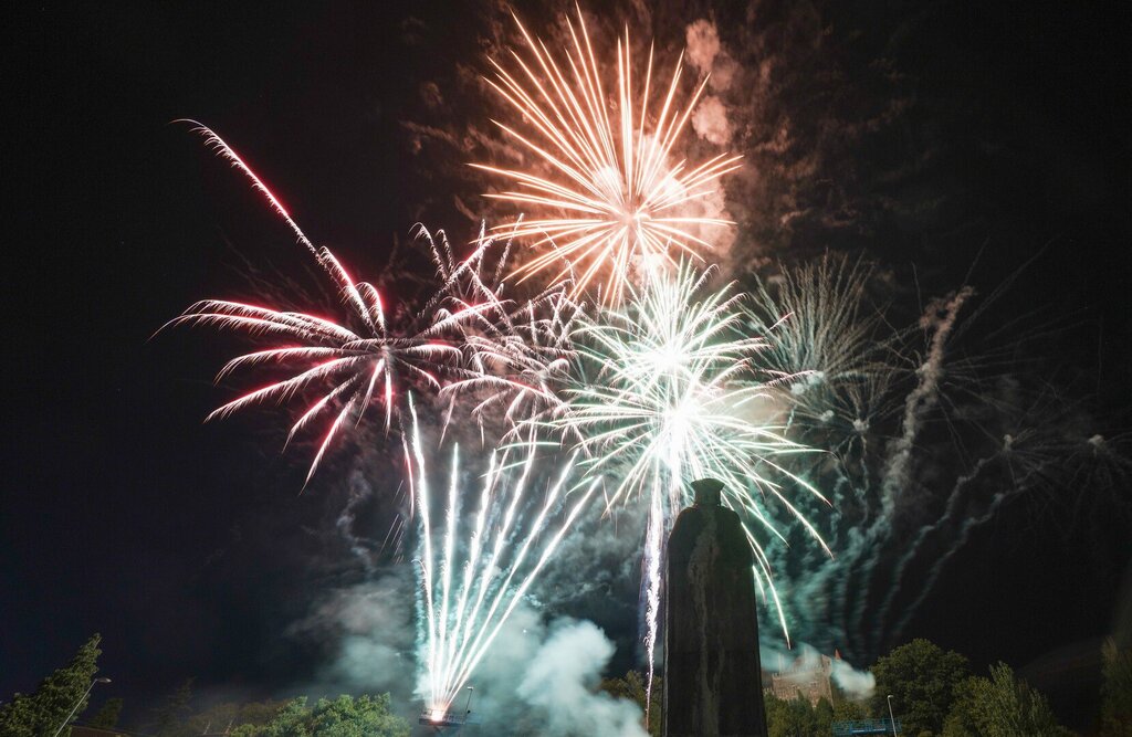 O Verão em Guimarães vive-se com cultura, festa e tradição