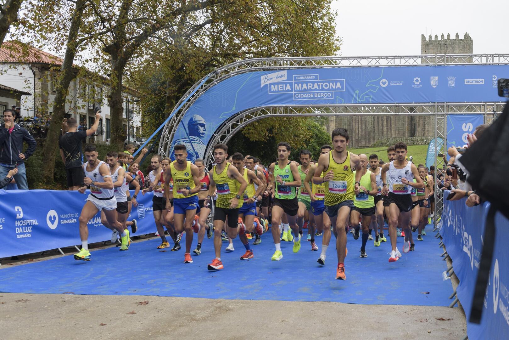 2024_10_05_meia_maratona_cidade_berci_o_centro_da_cidade_nelson_felgueiras_cmguimaraes_francisco_...