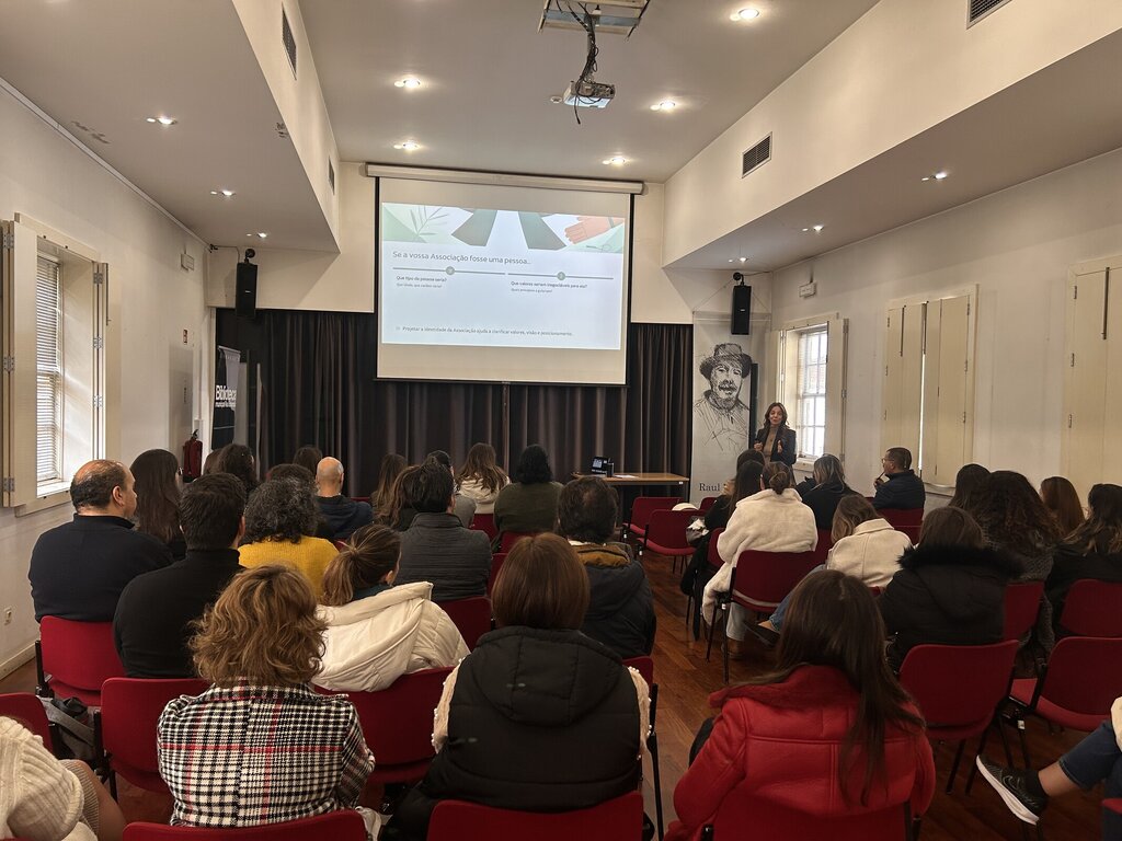Guimarães reforça capacitação das Associações de Pais na 2.ª edição da iniciativa “Transformar, C...
